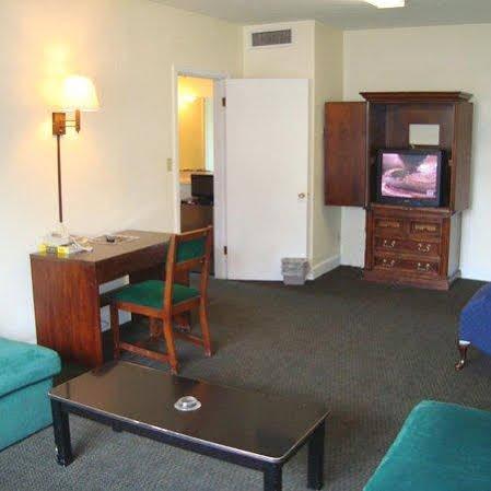 Town House Motel טופלו מראה חיצוני תמונה